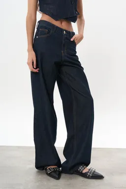 Jean denim edward ancho de Magda en Pantalones para argentina