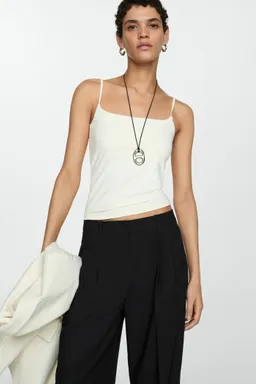Pantalón recto con pinzas de Mango en Pantalones para argentina