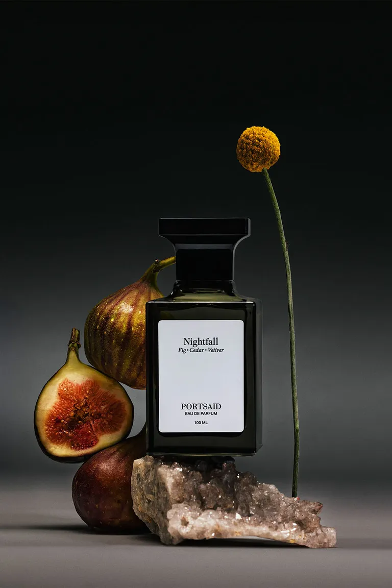 Fragancia Nightfall: Una elegante combinación de notas frescas y cálidas de Portsaid en Fragancias para argentina