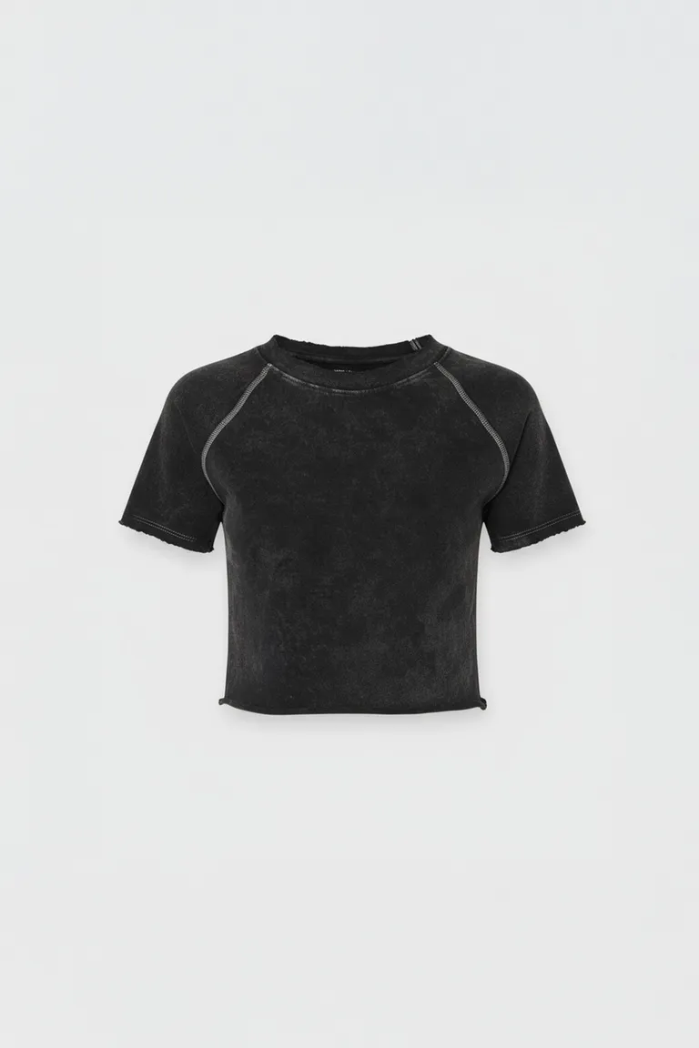 Remera con detalles de roturas de diseño artesanal para mujer de Top White en Remeras para argentina