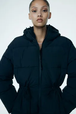 Parka puffy oversize ajustable de H&M en Chaquetas para argentina