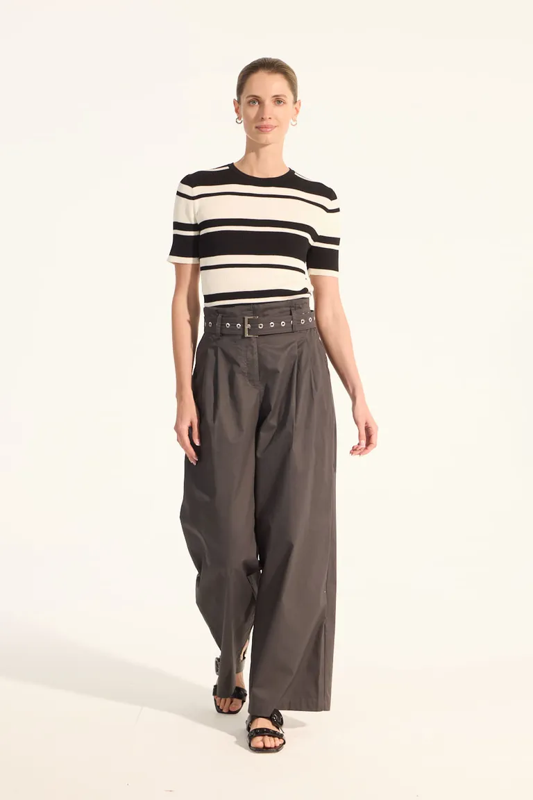 Pantalón de tiro alto con detalles en la cintura y pierna ligeramente ancha de Portsaid en Pantalones para argentina