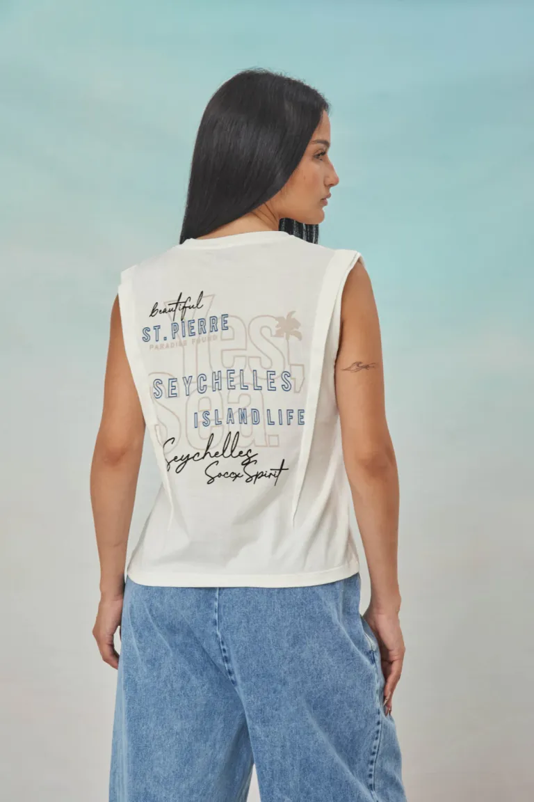 Musculosa informal con estampado de inspiración tropical para mujer de Apricot en Remeras para argentina