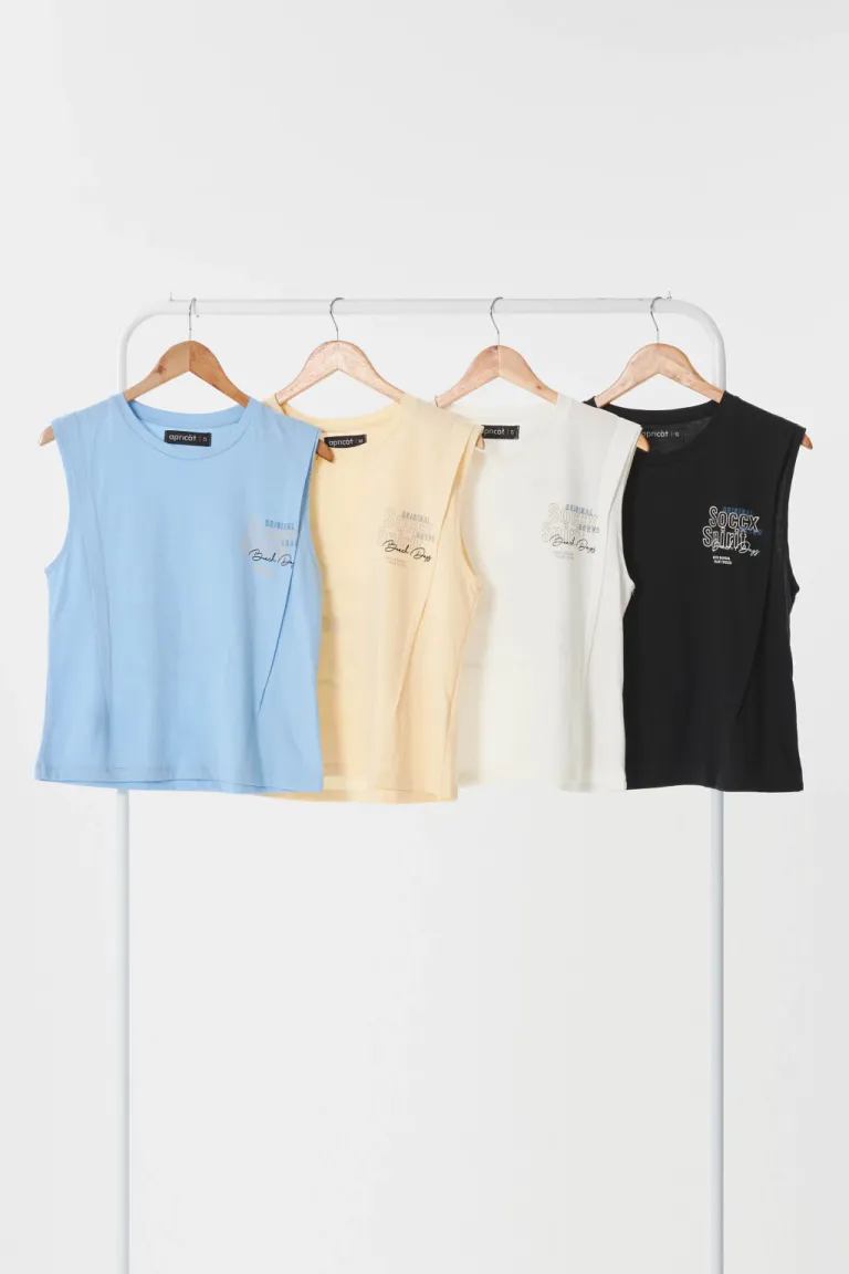 Musculosa informal con estampado de inspiración tropical para mujer de Apricot en Remeras para argentina