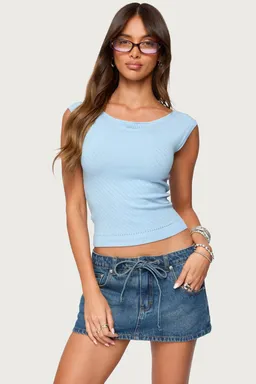 Top jarah cuello barco de Edikted en Tops para argentina