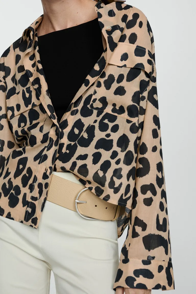 Camisa estampado animal print de Mango en Camisas para argentina