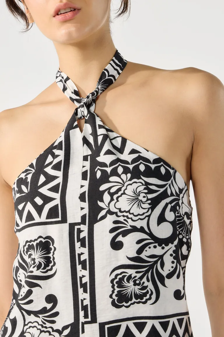 Vestido estampado con escote halter y lazo en el cuello de Cuesta Blanca en Vestidos para argentina