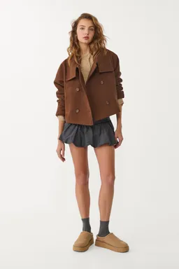 Tapado corto cruzado cuello alto de Stradivarius en Chaquetas para argentina