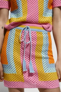 Minifalda crochet cierre lazo de Mango en Faldas para argentina