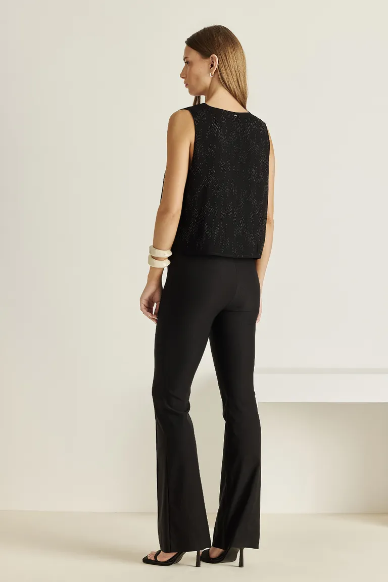 Chaleco de gasa crepé con tachas bombé - Diseño exclusivo y sofisticado de Tucci en Chalecos para argentina