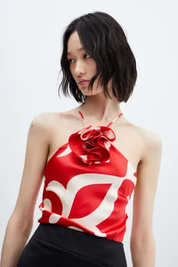 Top satinado estampado floral de Mango en Tops para argentina