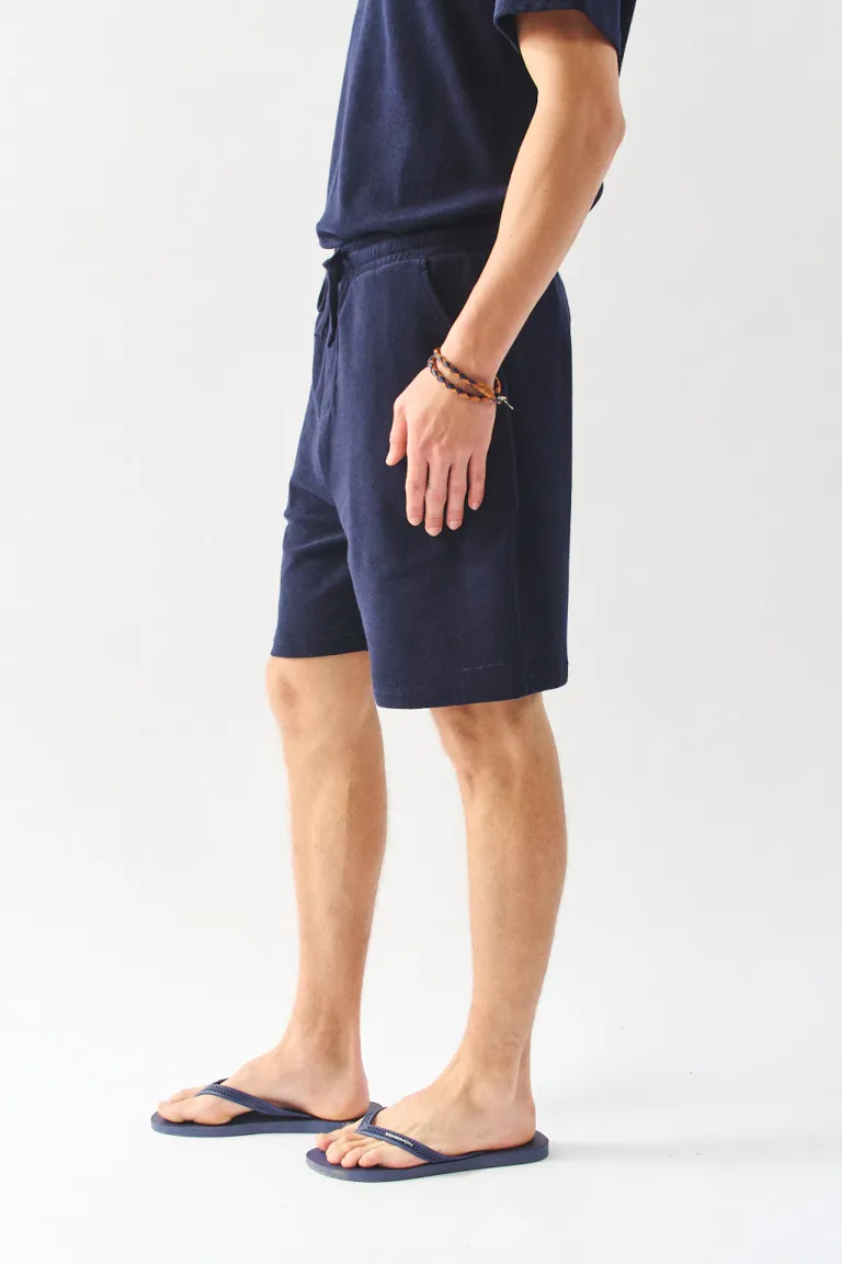 Bermuda corta con bolsillos laterales y traseros, diseño casual y versátil para hombres de Bensimon en Bermudas y Shorts para argentina