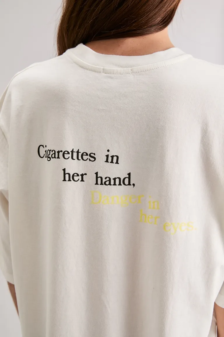 Remera oversize con estampa gráfica para mujer de Kosiuko en Remeras para argentina