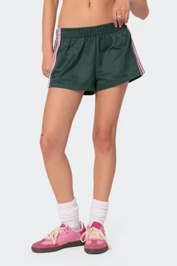 Shorts nylon nikki de Edikted en Shorts para argentina