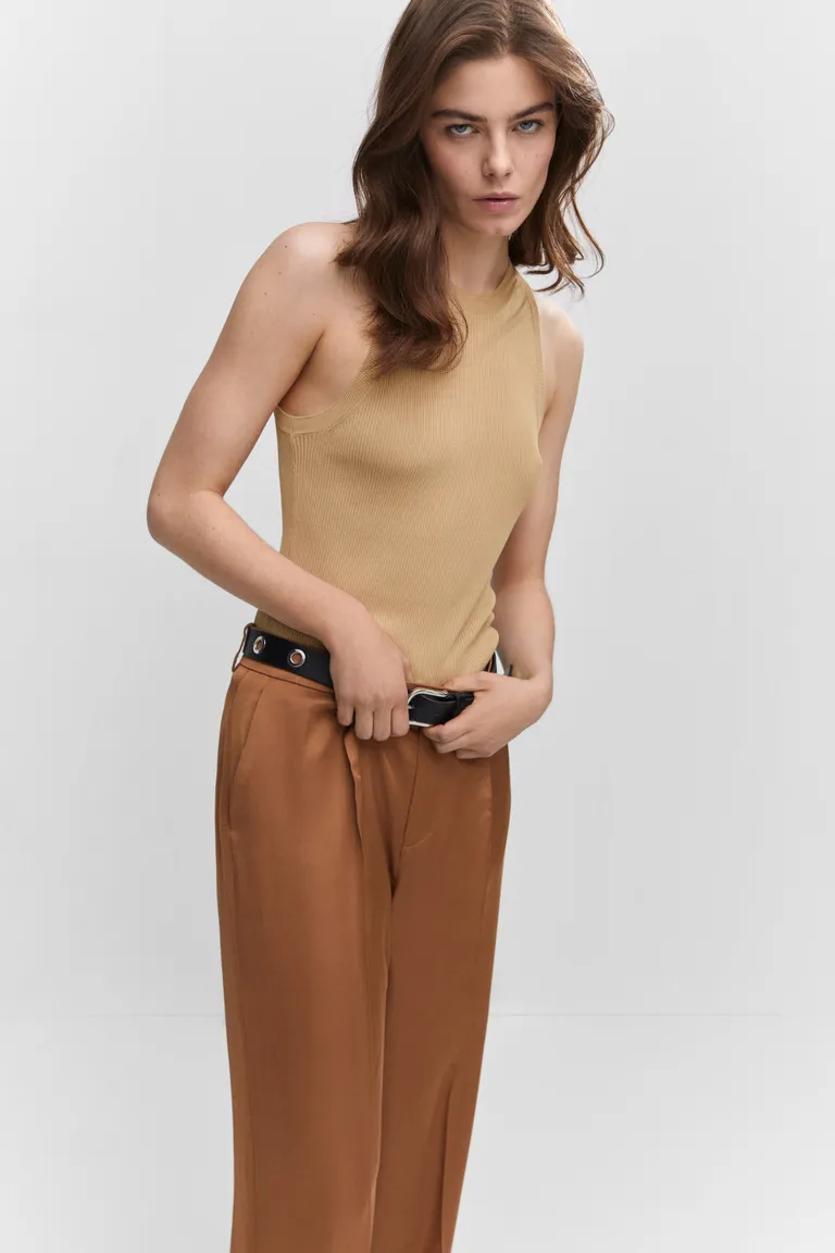 Top punto canalé de Mango en Tops para argentina