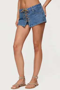 Mini falda short encaje olivera de Edikted en Shorts para argentina