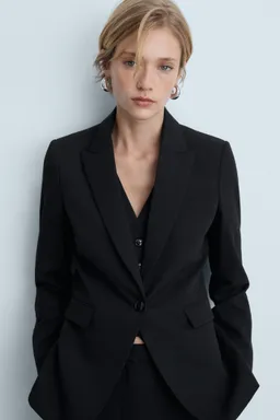 Blazer entallado traje de Mango en Blazers para argentina