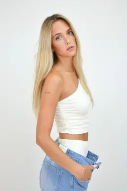 Top zaria de Bycloe en Tops para argentina