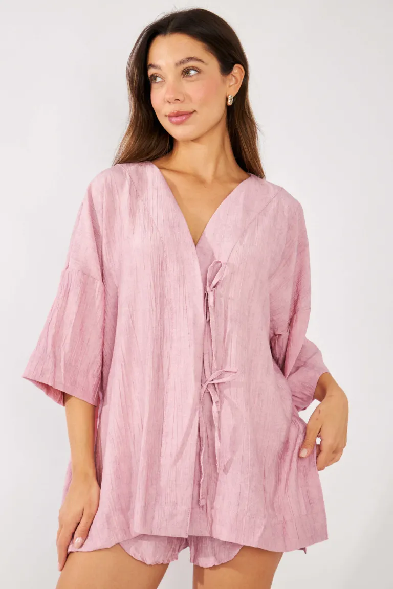 Blusa abierta con tiras plisadas, un diseño sofisticado y versátil para la mujer de Belle en Blusas para argentina