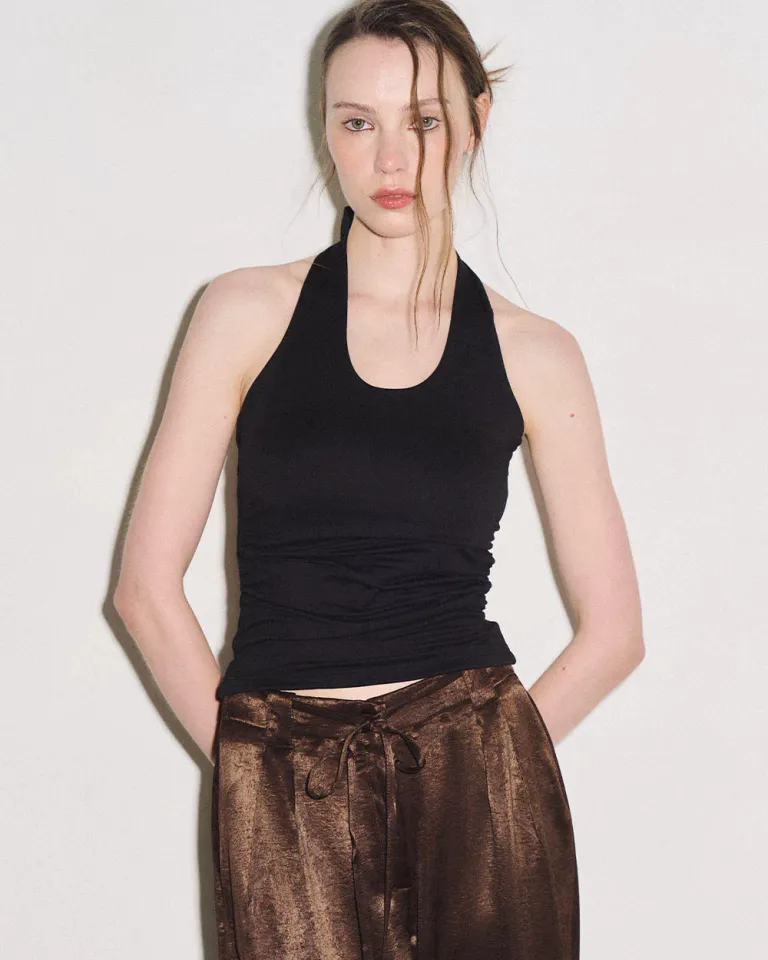 Top de cuello halter en color negro con lazo en la espalda de Sky en Tops para argentina