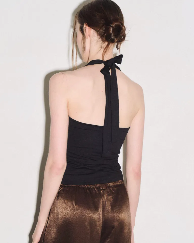 Top de cuello halter en color negro con lazo en la espalda de Sky en Tops para argentina