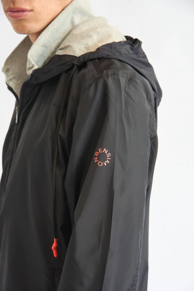 Campera impermeable con capucha y cierre metálico para hombre de Bensimon en Abrigos y Camperas para argentina
