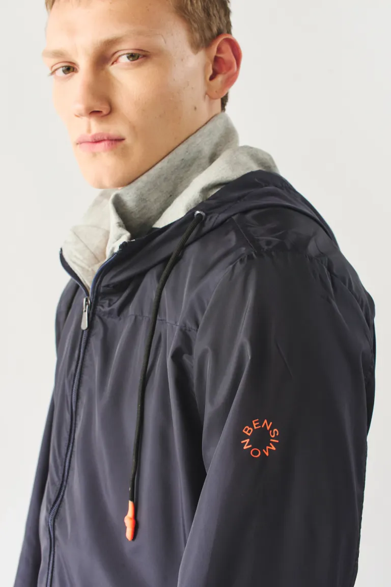 Campera impermeable con capucha y cierre metálico para hombre de Bensimon en Abrigos y Camperas para argentina
