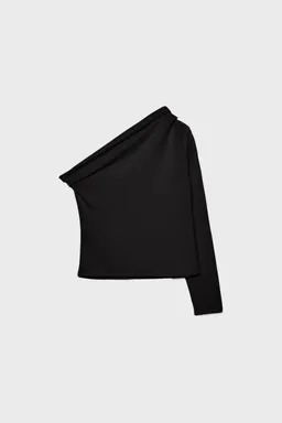 Remera asimétrica de Stradivarius en Remeras para argentina