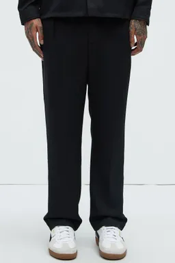 Pantalón plisado recto kerr de Fashion Nova en Pantalones para argentina