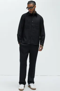 Pantalón plisado recto kerr de Fashion Nova en Pantalones para argentina