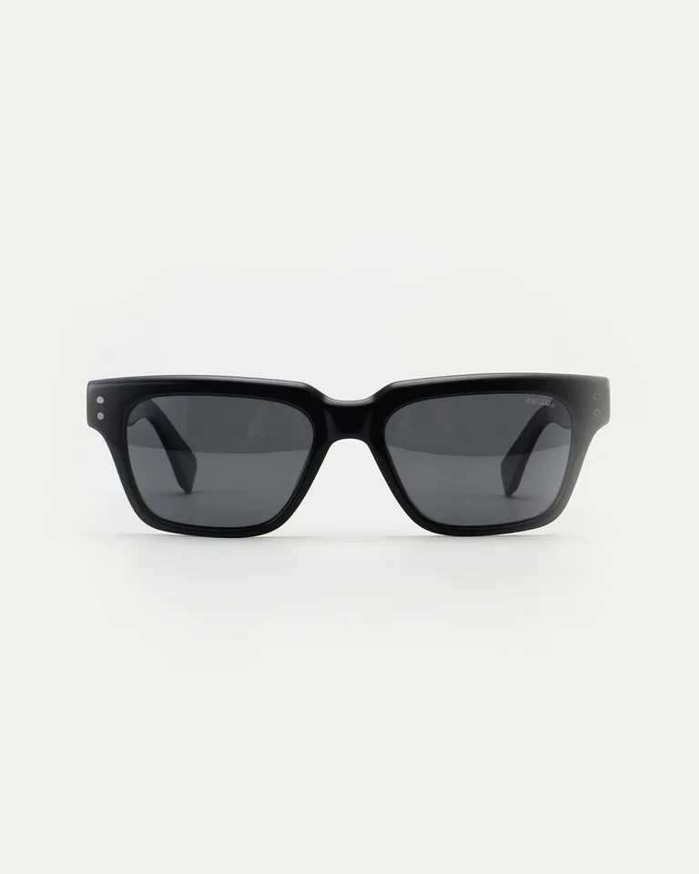 Lentes de sol premium con patillas y frente ajustables, lentes polarizadas y filtro UV100% de Ay Not Dead en Anteojos para argentina