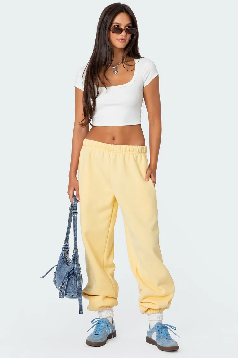 Pantalón buzo oversized clark de Edikted en Pantalones para argentina