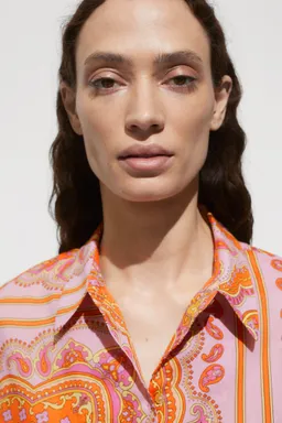 Camisa estampada con lazo de Mango en Camisas para argentina