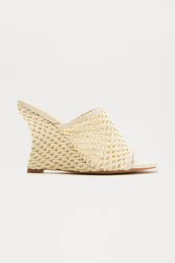 Cuñas rayanna de crochet de Fashion Nova en Sandalias para argentina