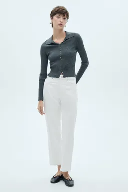 Jeans blancos rectos crop de Mango en Pantalones para argentina