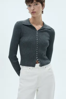 Jeans blancos rectos crop de Mango en Pantalones para argentina