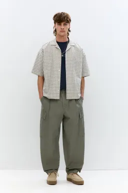 Pantalón cargo balloon de Pull&Bear en Pantalones para argentina
