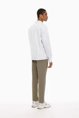 Pantalón chino corte skinny de Lefties en Pantalones para argentina