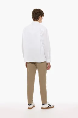 Pantalón chino corte skinny de Lefties en Pantalones para argentina