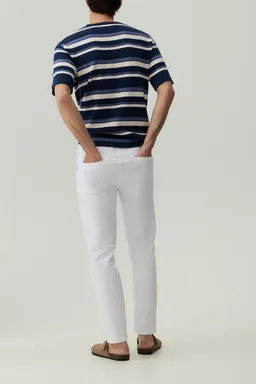 Pantalón chino corte skinny de Lefties en Pantalones para argentina