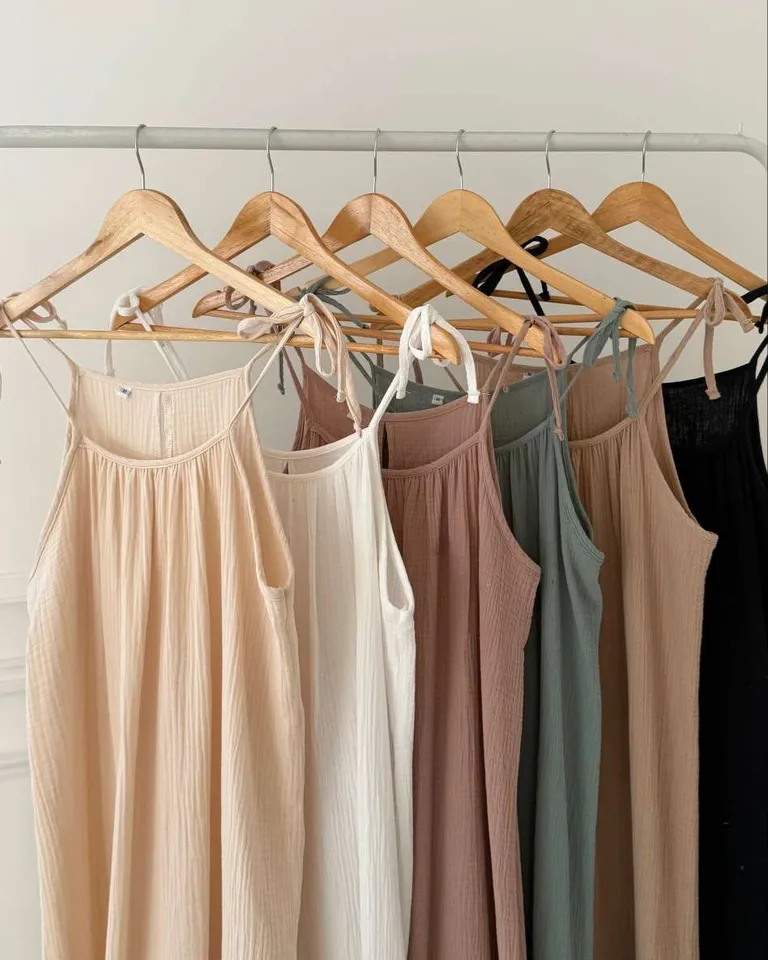 Vestido largo de algodón suelto y suave en tono azul celeste de Hesed en Vestidos para argentina