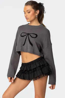 Sweater corto tejido con moño de Edikted en Buzos y Sweaters para argentina