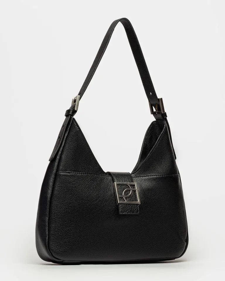 Bolso signature en cuero graneado de diseño exclusivo y cierre metálico de Prüne en Bolsos y Carteras para argentina