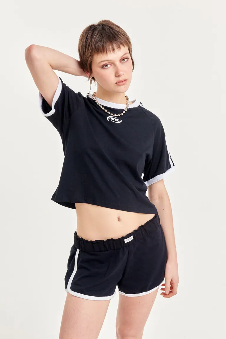 Shorts rústicos de corte holgado con cintura rebatida y vivos a contratono de 47 Street en Shorts para argentina