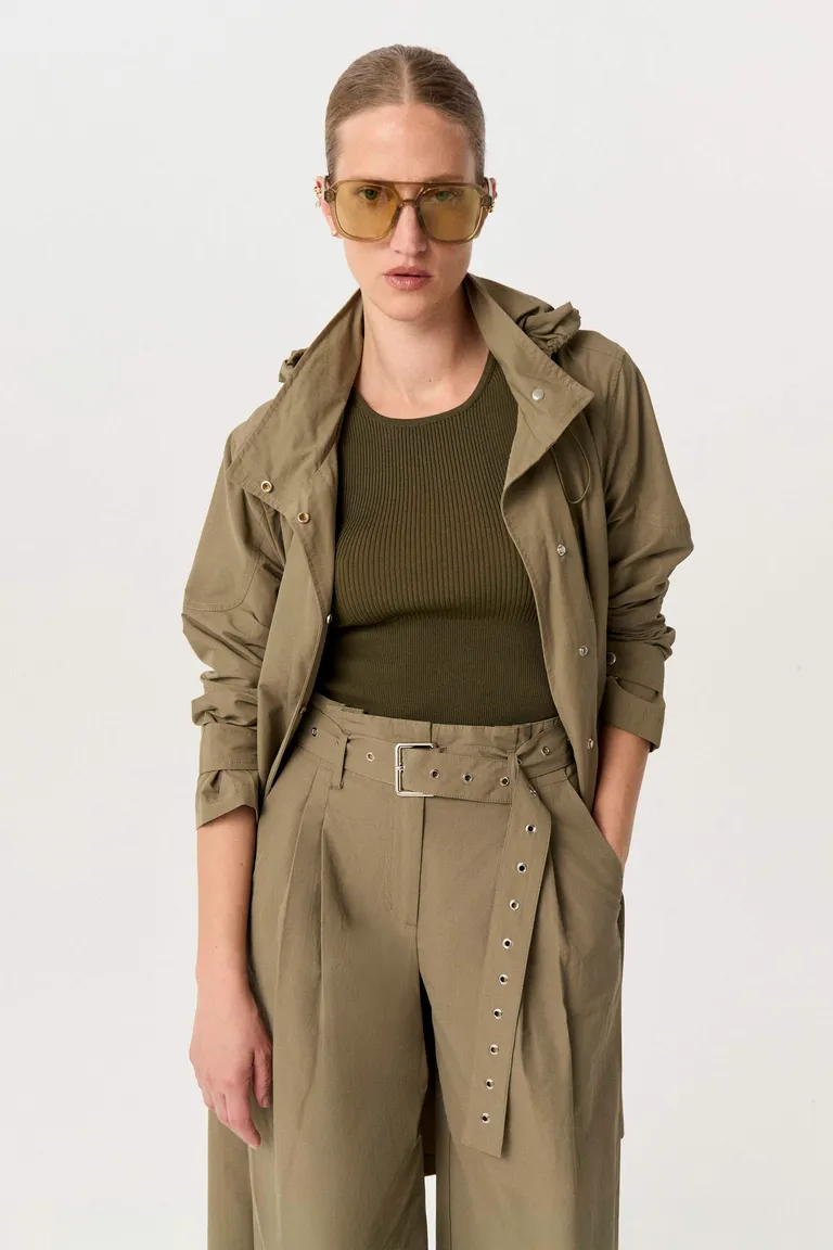 Chaqueta de algodón y poliamida con silueta entallada y detalles metálicos de Markova en Chaquetas para argentina