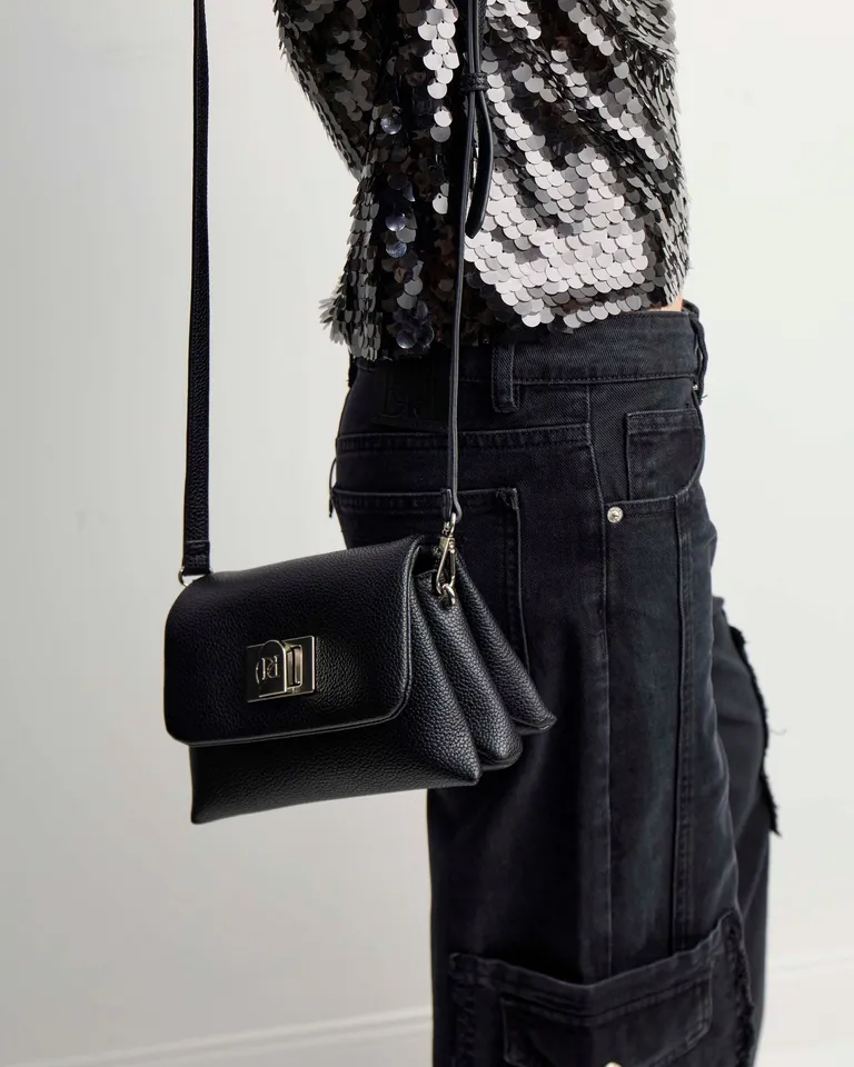 Bolso bandolera de efecto cuero graneado con cierre de seguridad de Prüne en Bolsos y Carteras para argentina