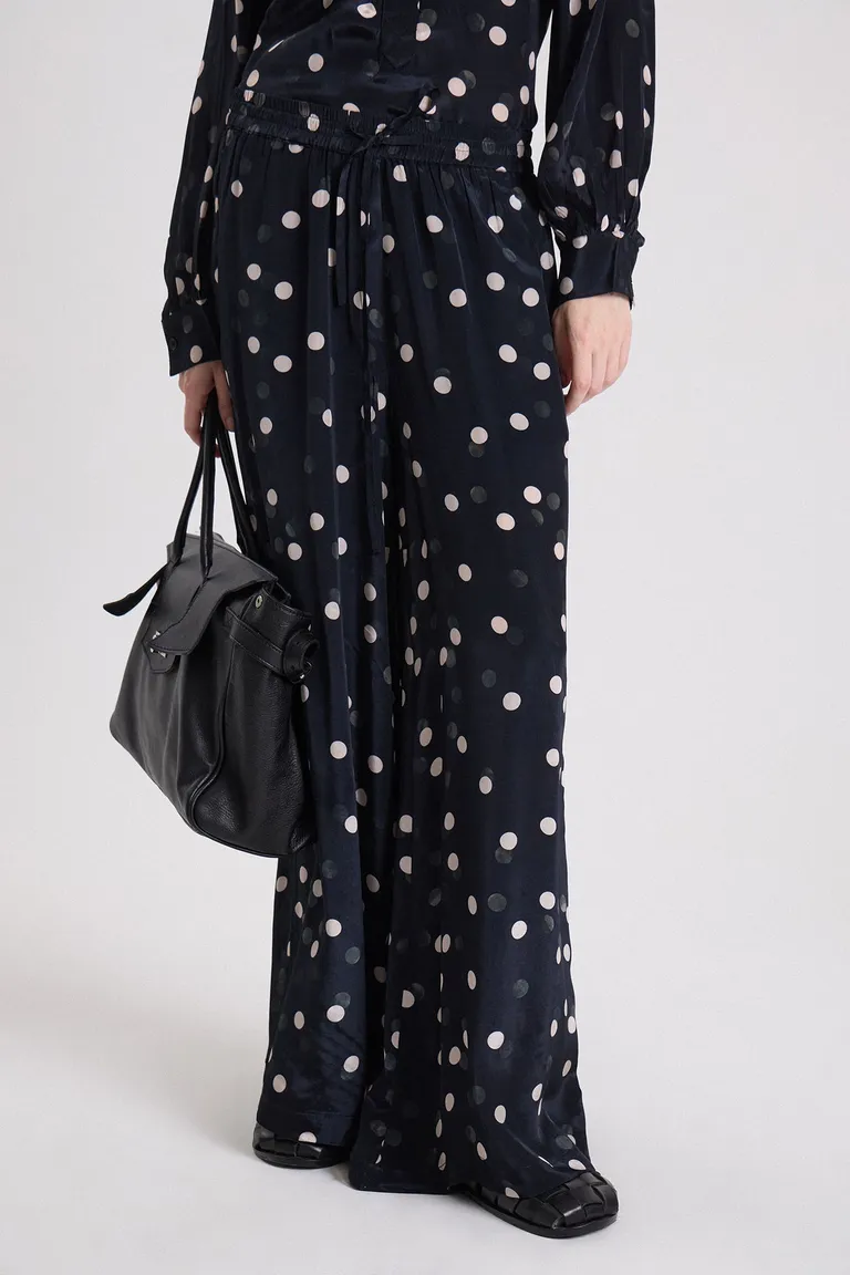 Pantalon largo de corte recto con diseño a lunares y cintura elastizada con ajuste de Maria Cher en Pantalones para argentina