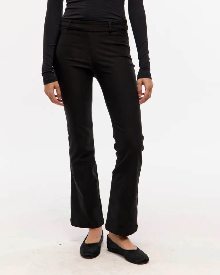 Pantalón de tiro medio con calce bootcut y cierre lateral de Ay Not Dead en Pantalones para argentina