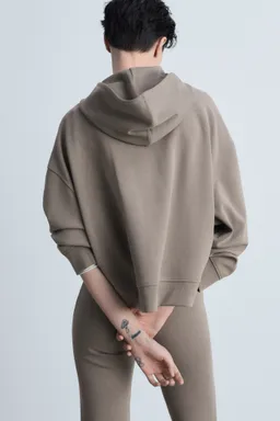 Buzo oversize con capucha de Mango en Buzos y Sweaters para argentina