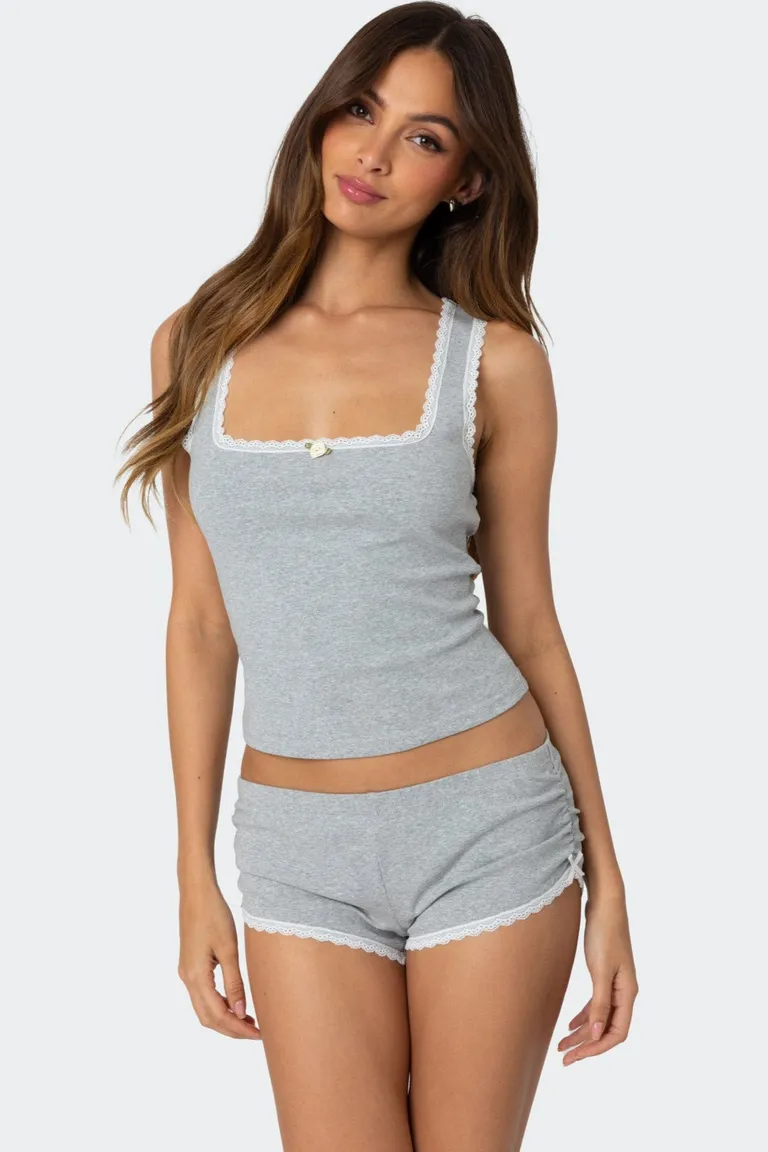 Musculosa encaje kadence de Edikted en Tops para argentina